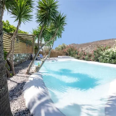 Appartement Cozy 2-bedroom House In Tinos *