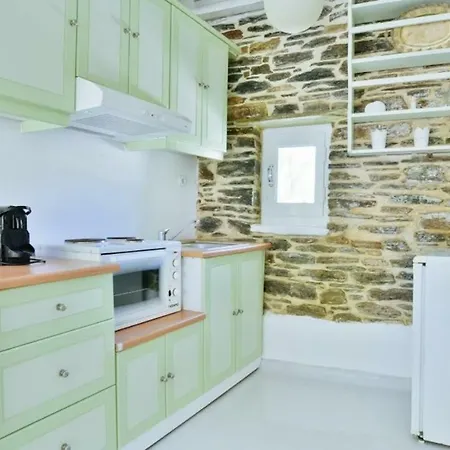 Cozy 2-bedroom House In Tinos Appartement Agios Sostis (Tinos)