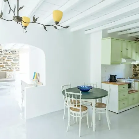 Appartement Cozy 2-bedroom House In Tinos *