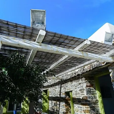 Appartement Cozy 2-bedroom House In Tinos